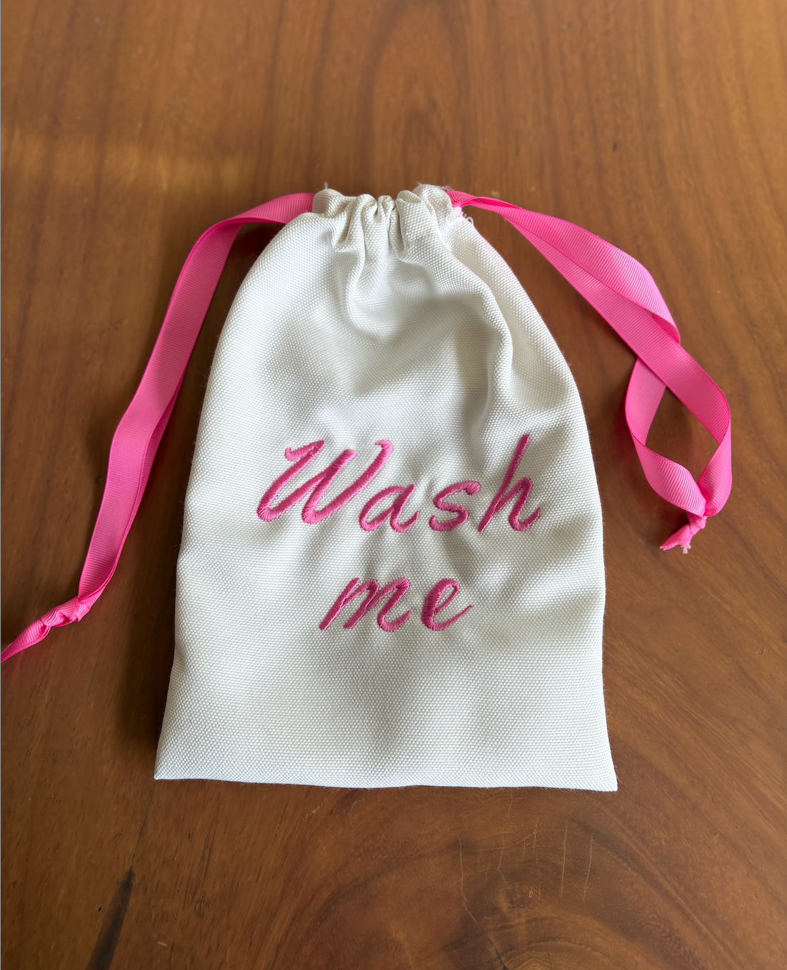 Bolsa Wash Me Bordada