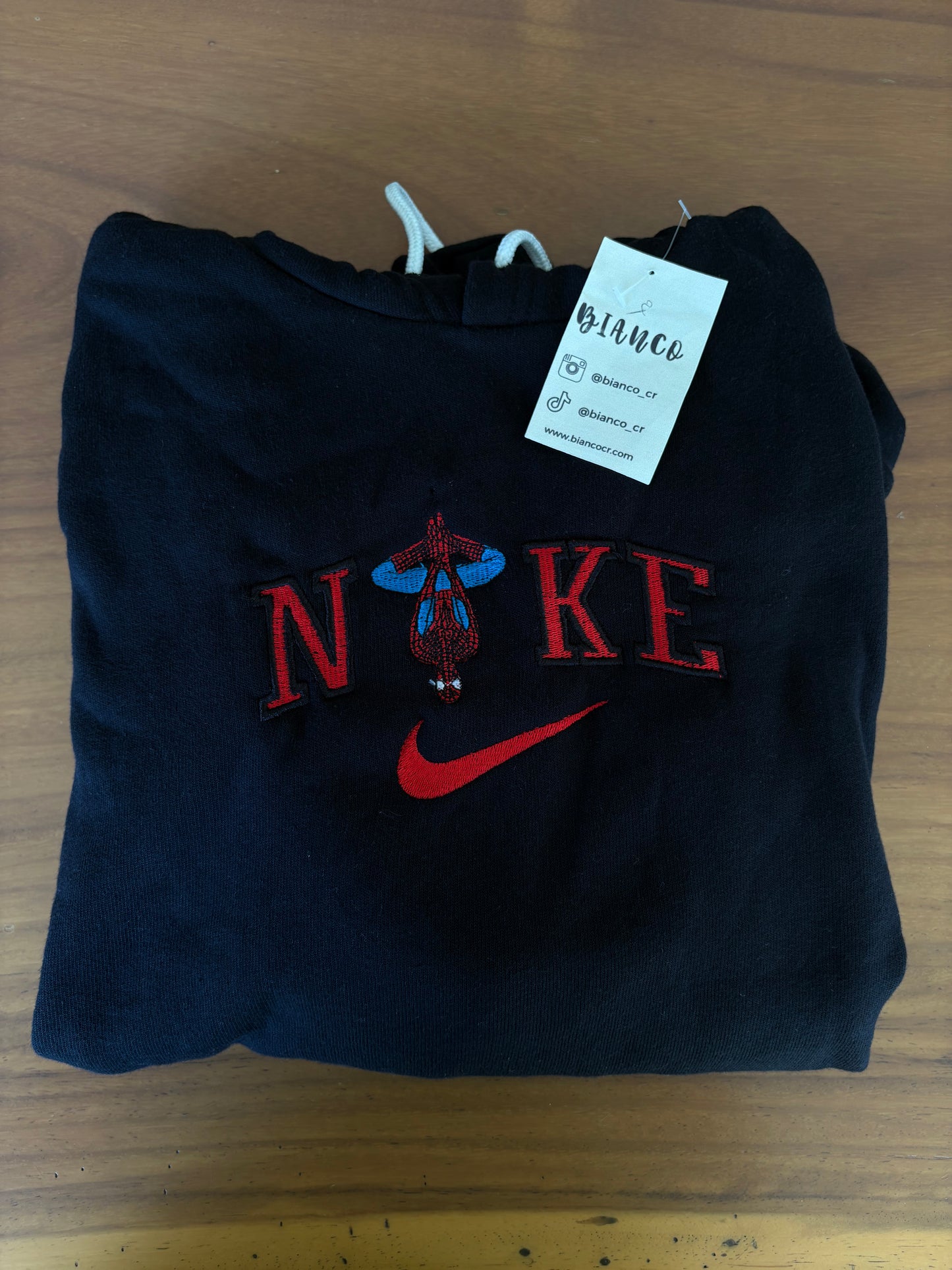 Spiderman Nike Sueter Bordada