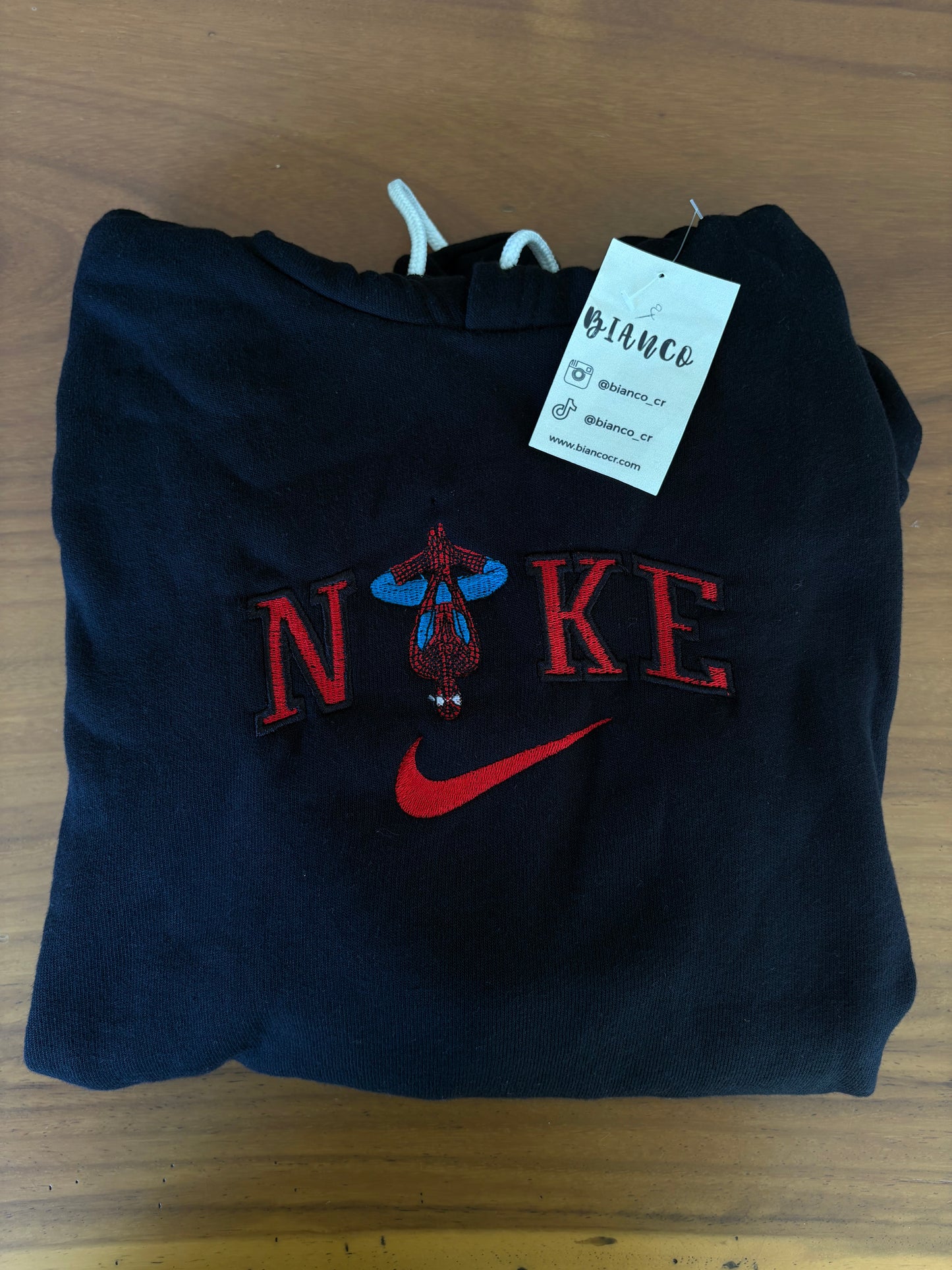 Spiderman Nike Sueter Bordada